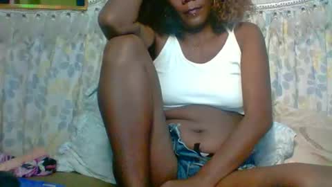 Didie online show from April 15, 7:58 pm