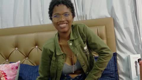 didoelizabeth online show from October 21, 7:06 pm