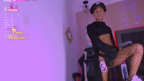 Snapshot of dilam_alfonzo chatting on October 31, 8:31 pm Dilan online show from October 31, 8:31 pm