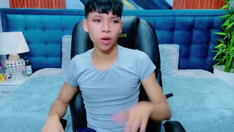  DILAN online show from March 28, 7:04 pm