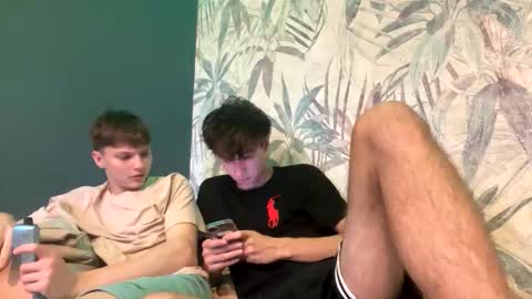 Snapshot of dimamozaev400 chatting on October 8, 4:40 am Dima online show from October 8, 4:40 am