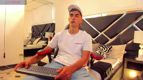 Cristian online show from December 28, 5:35 pm