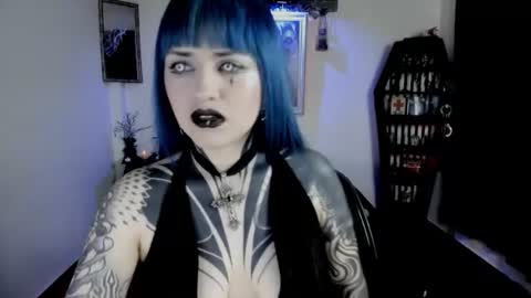 dimmuanddarkness online show from July 22, 8:11 pm