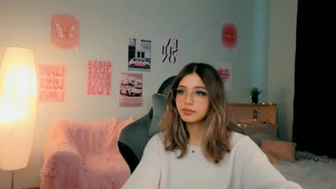 Sara Connor online show from March 6, 1:10 pm