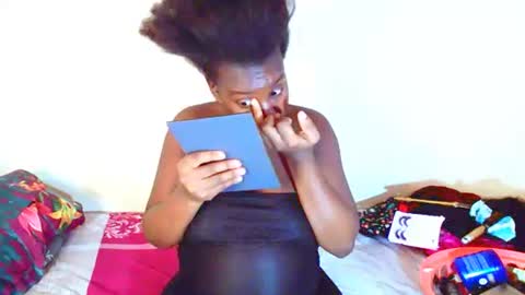 dinnydakrazx online show from February 3, 9:08 am