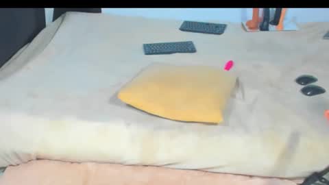 chocolate online show from March 11, 12:44 am