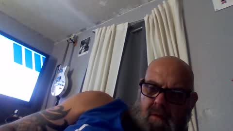 Snapshot of dirkdiggler1369 chatting on October 23, 7:21 am dirkdiggler1369 online show from October 23, 7:21 am