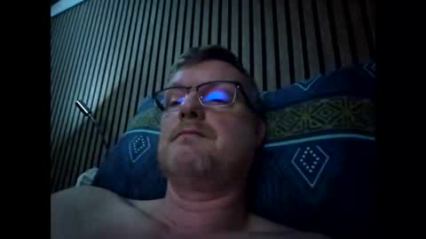 dirkkie1975 online show from March 8, 9:52 pm