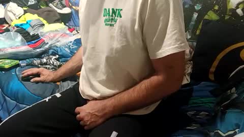 dirtmcgirt82 online show from February 18, 7:10 am