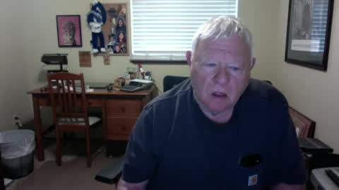 dirtrider195080438 online show from June 17, 12:15 am