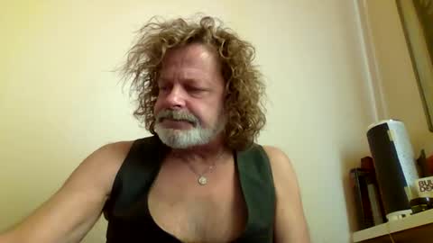 Bertie online show from November 4, 1:56 pm