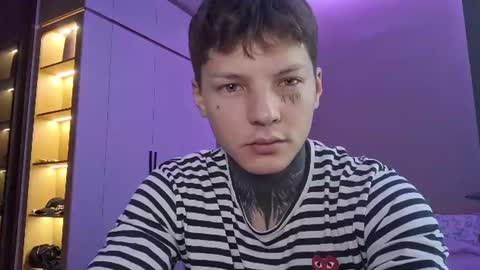 dirtymercedes online show from June 27, 3:56 am