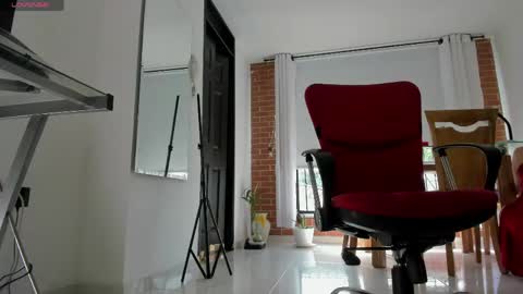 disneey2888 online show from May 7, 2:02 pm