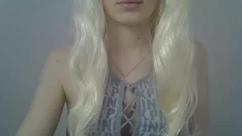 DitaMilton online show from February 11, 11:36 am