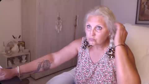 Alexxa online show from July 2, 11:53 pm