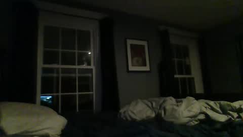 Snapshot of dixhexus chatting on December 11, 7:20 am Chris Williams online show from December 11, 7:20 am