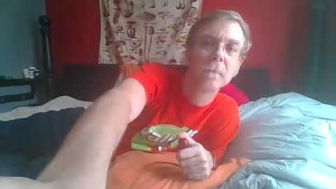 Snapshot of dixhexus chatting on January 5, 9:14 pm Chris Williams online show from January 5, 9:14 pm