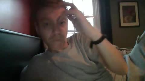 Snapshot of dixhexus chatting on December 17, 12:43 pm Chris Williams online show from December 17, 12:43 pm