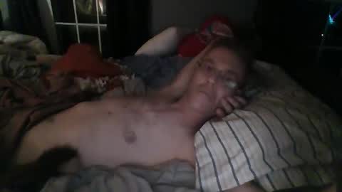 Snapshot of dixhexus chatting on January 28, 3:36 am Chris Williams online show from January 28, 3:36 am