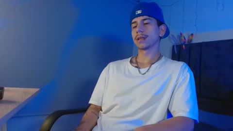 Snapshot of dj__bigd chatting on October 14, 12:13 am big d B online show from October 14, 12:13 am