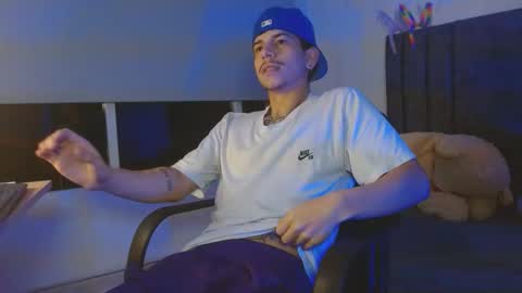 Snapshot of dj__bigd chatting on October 16, 12:54 am big d B online show from October 16, 12:54 am