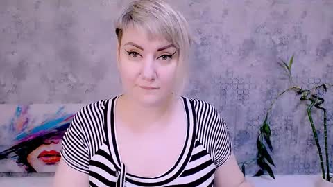 djullia online show from November 29, 11:18 am