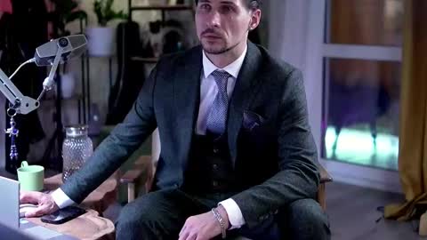 Silverhand online show from October 3, 5:05 am