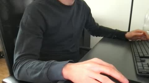doctor_luv_69 online show from June 9, 1:22 pm