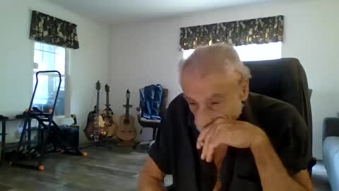 dogluc7 online show from March 2, 6:51 pm