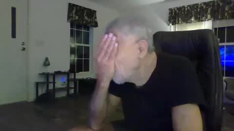 dogluc7 online show from December 5, 1:42 am