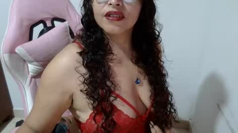 doll78latin online show from April 19, 3:02 pm