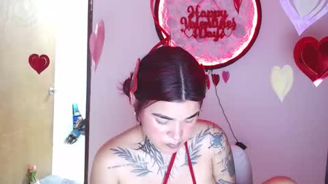 doll_and_thebrown online show from February 15, 1:08 am