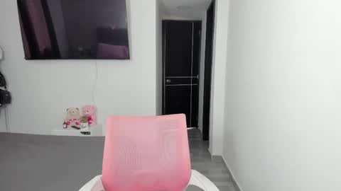 doll_oriana online show from February 11, 7:48 pm