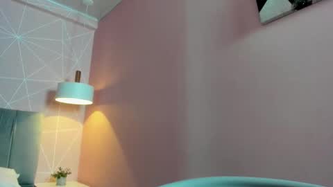 Call me Zoe  online show from January 12, 5:14 am