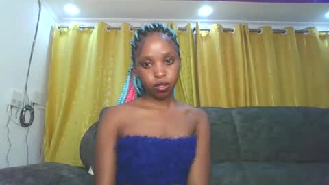 kadolly online show from May 15, 9:55 pm
