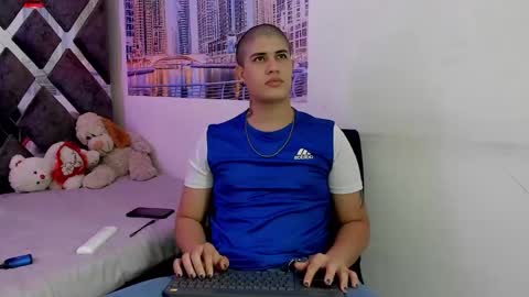 DOMI online show from March 4, 3:14 am