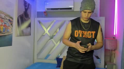 DOMI online show from March 5, 3:37 am