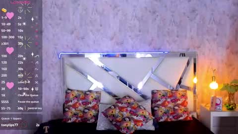 Snapshot of dominic_thailor chatting on October 20, 4:12 pm Dominic online show from October 20, 4:12 pm