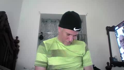 luis online show from April 21, 11:45 pm