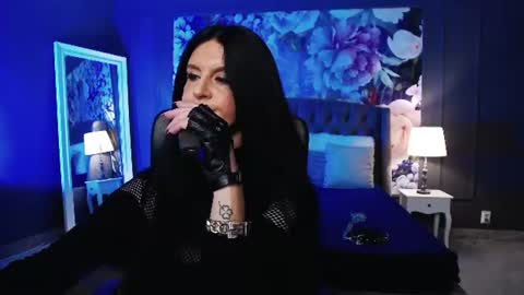 Dom Melisa online show from July 17, 10:00 pm