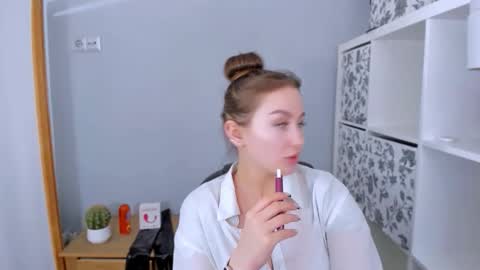 DonnaSensual online show from November 27, 6:04 pm