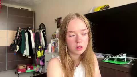Haley online show from June 14, 9:44 am