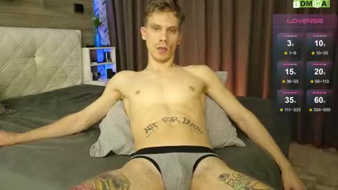 Nikon online show from November 22, 8:18 pm