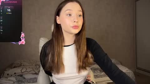 Snapshot of dontoch chatting on February 23, 5:07 pm Stacy online show from February 23, 5:07 pm