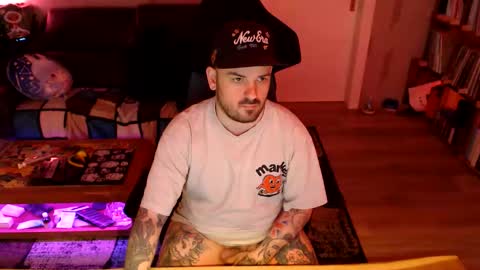 doomsy_minatozaki online show from October 21, 6:33 pm