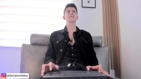 dorian_mystery online show from March 23, 10:04 pm