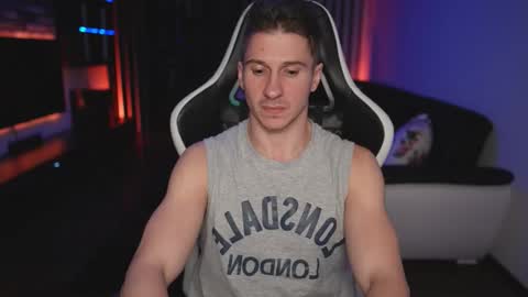 Dorian Reyes online show from November 22, 1:59 am