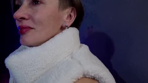 Dorothy Next stream on Monday at 3am-9am online show from November 11, 11:45 am