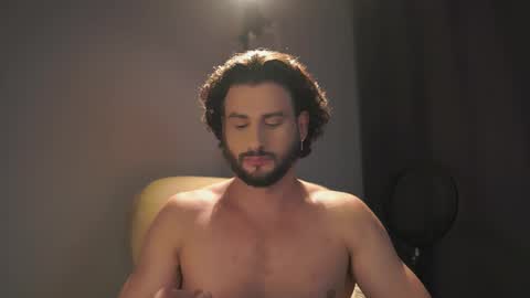 Keen online show from November 30, 6:37 pm