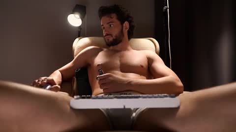 Keen online show from February 18, 8:52 pm